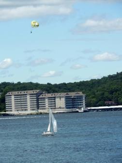 6671_10151685208429396_641712337_n